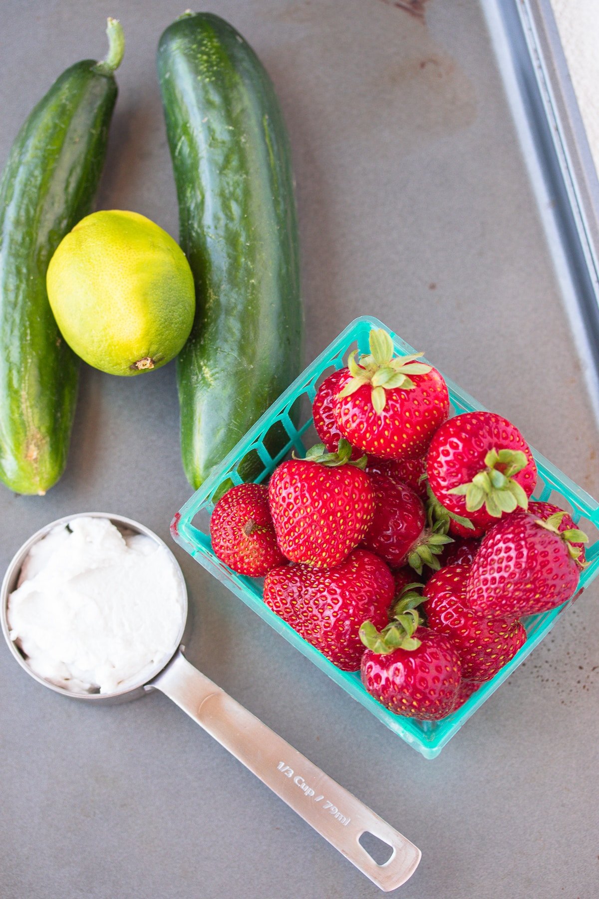 ingredients for strawberry soup recipe