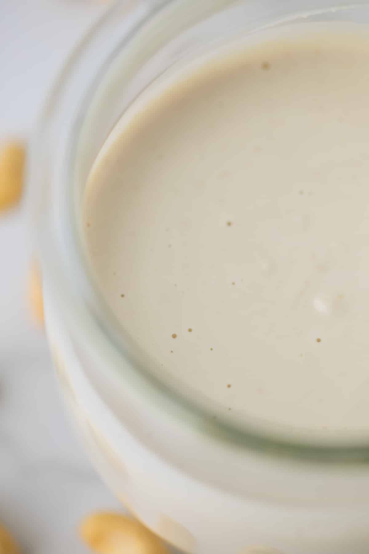 creamy cashew sauce in a jar