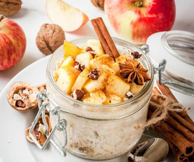 apple steel cut oats in jar.