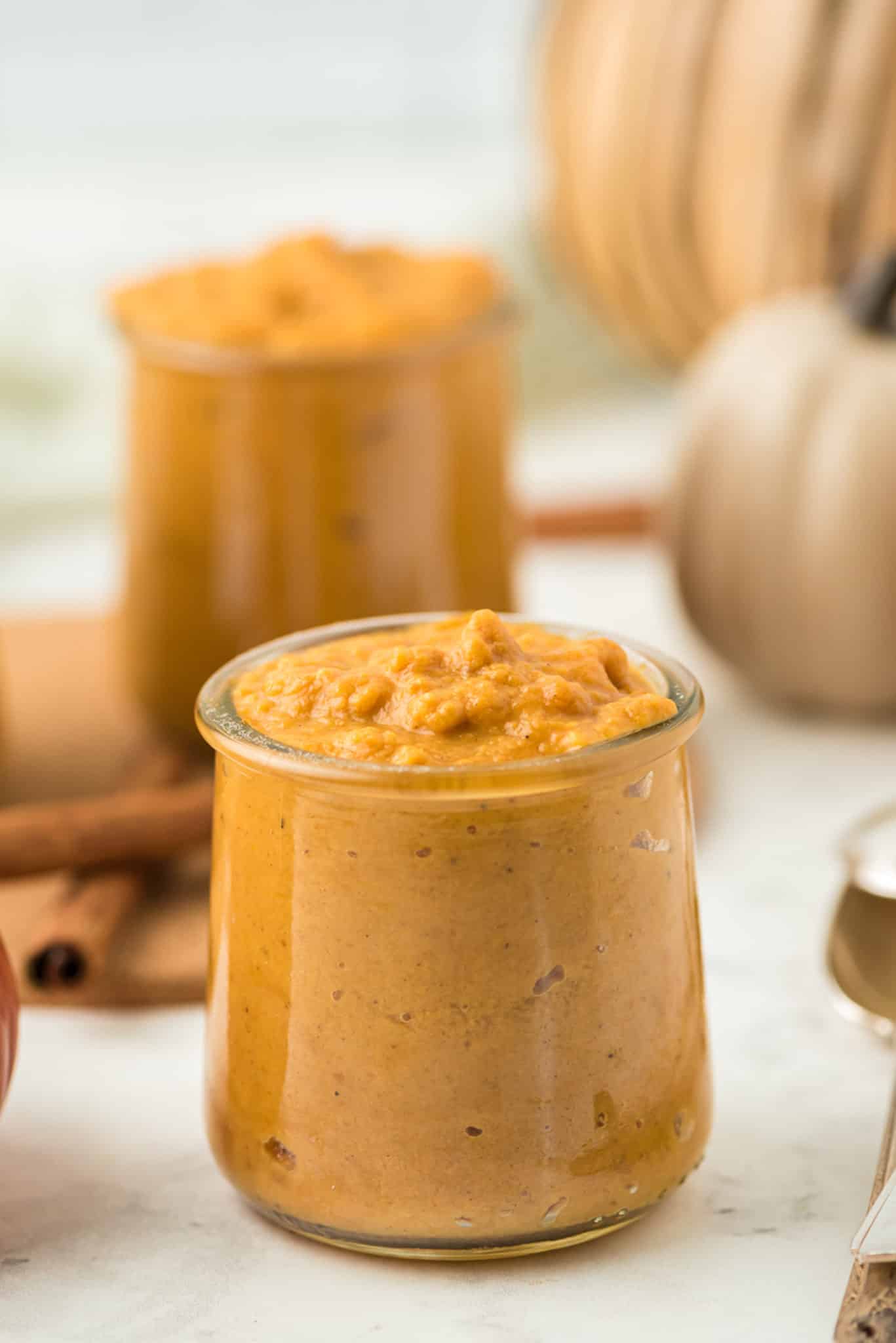 jar of vegan pumpkin pudding.